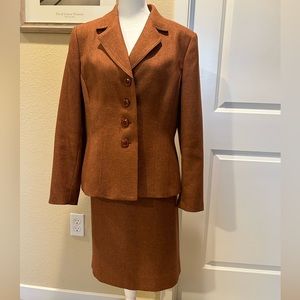 Le Suit Orange/Rust Skirt Suit Size 12